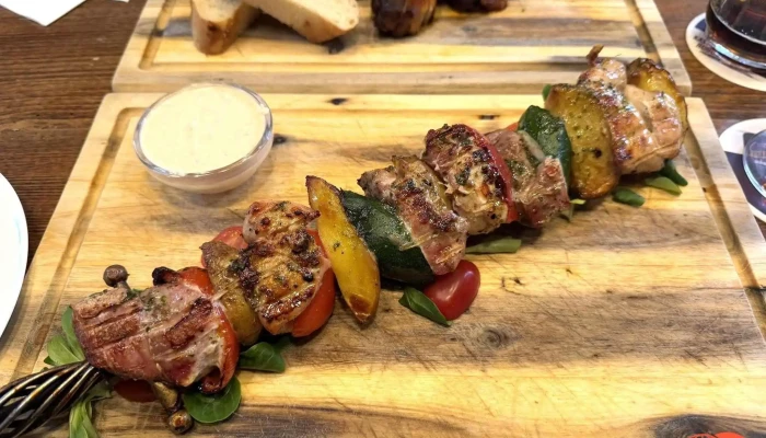 Restaurace Dacicky Suvlaki - Rakova 8