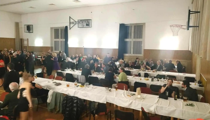 Restaurace Delnicky Dum Vse - V Lipkách 277