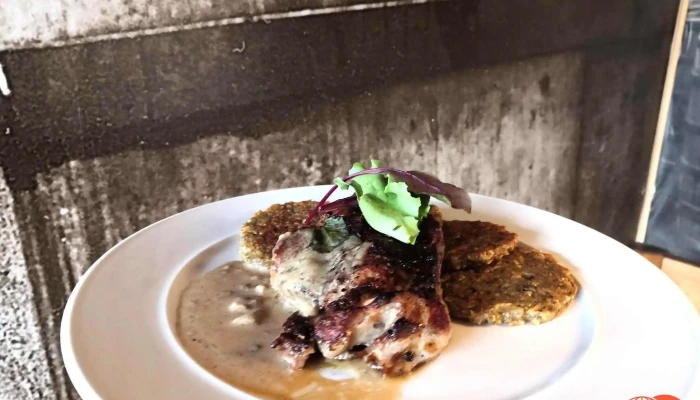 Restaurace Drmlovka -  Jidlo A Piti - Vysoká Pec