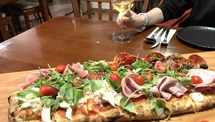 Restaurace Felicita -  Flatbread - I. Olbrachta 392