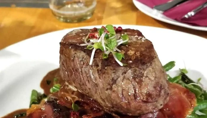 Restaurace Goodgate Filet Mignon - Jaroslava Průchy 1915/24