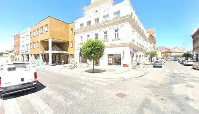 Restaurace Grand -  Street View A 360deg - Palackého Třída 48 288 02
