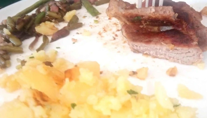 Restaurace Hladinka -  Jak Se Dostat - Nám. Svobody 1460