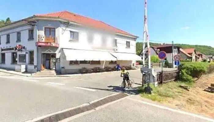 Restaurace Hotel Praha -  Street View A 360deg - Nižbor