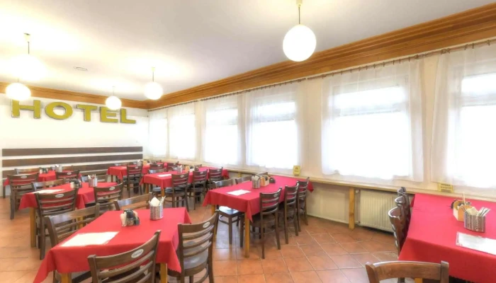 Restaurace Hotel Vorlina -  Vzhled A Atmosfera - Sukova 343