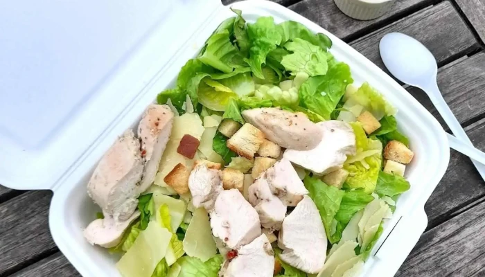 Restaurace Jurecek Salat Caesar - Radošovice