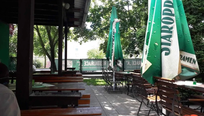 Restaurace K -  Vse - Alej 17. Listopadu 1483