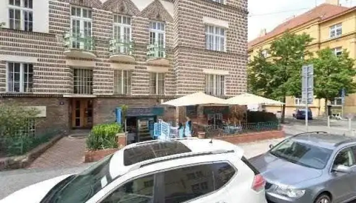 Restaurace Kavala -  Street View A 360deg - Praha 6-bubeneč