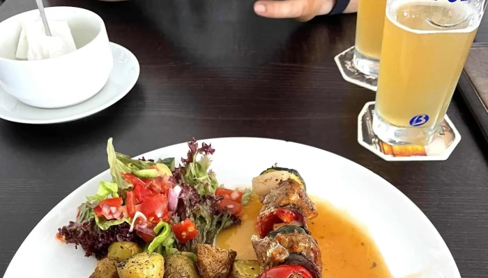 Restaurace Kavarna Kvetna Recenze - Strání-květná