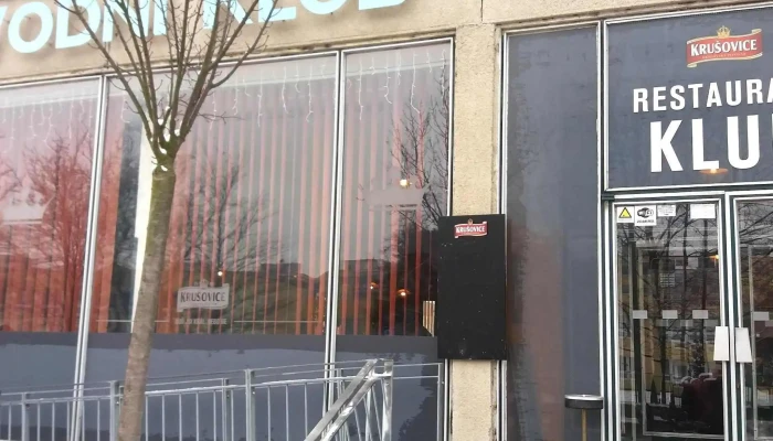 Restaurace Klub -  Oteviraci Doba - Revoluční 305