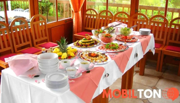 Restaurace Koliba Eliska Vse - Karlštejn