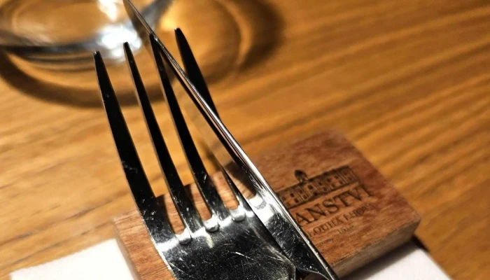 Restaurace Konirna Katalog - Dlouhá Lhota