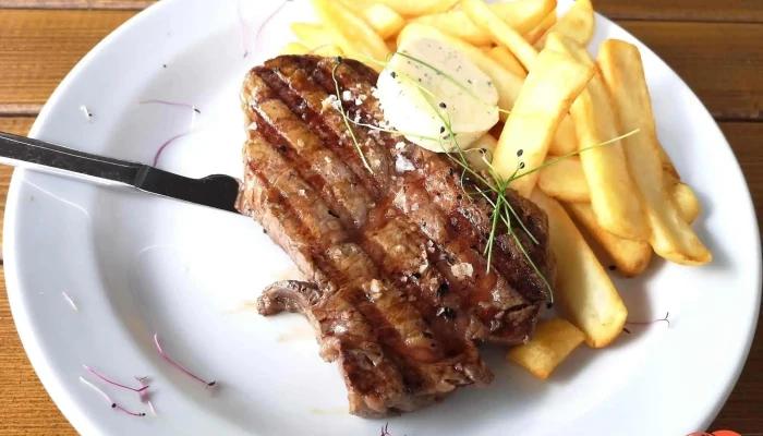 Restaurace Kozlovna Smetanovo Namesti Hranolky - Smetanovo Nám. 1975