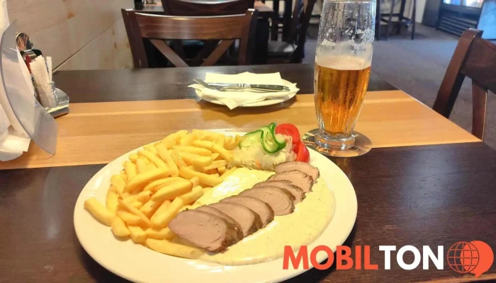 Restaurace Kup -  Milansky Rizek - Nám. Arnošta Z Pardubic 44