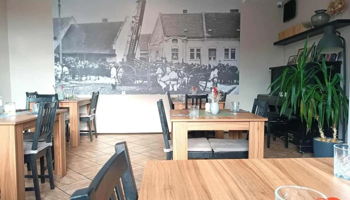 Restaurace La Musica -  Vzhled A Atmosfera - Obecní Dvůr