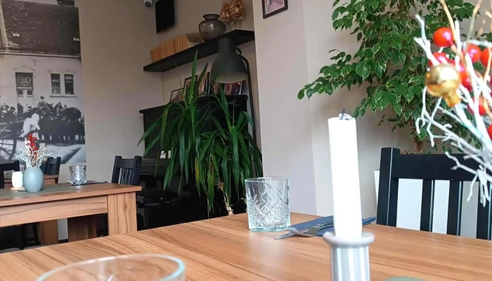 Restaurace La Musica -  Webova Stranka - Obecní Dvůr