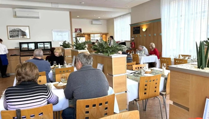 Restaurace Labenka -  Vse - Poděbrady Ii
