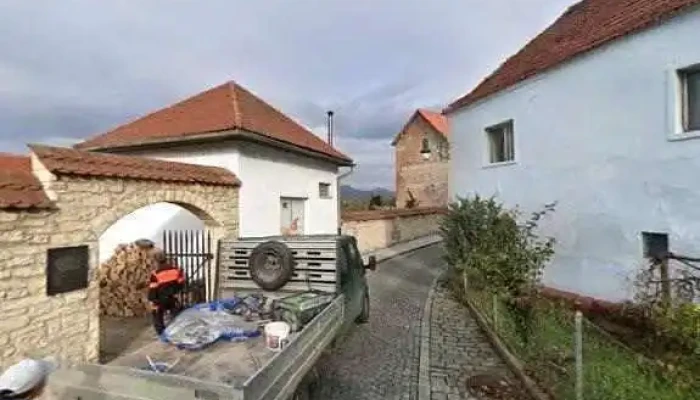 Restaurace Minigolf -  Street View A 360deg - Sladovnická 26