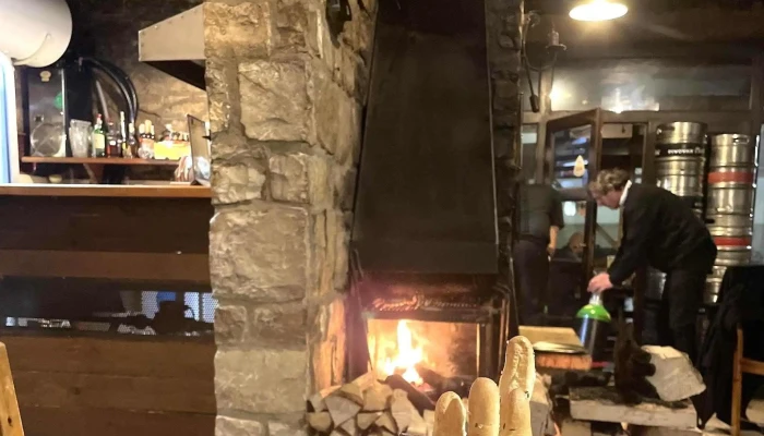 Restaurace Minigolf -  Videa - Sladovnická 26