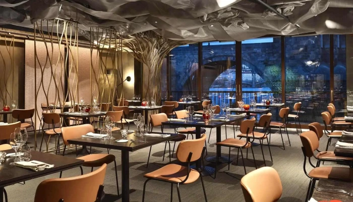 Restaurace Mlýnec - 110 00 Staré Město