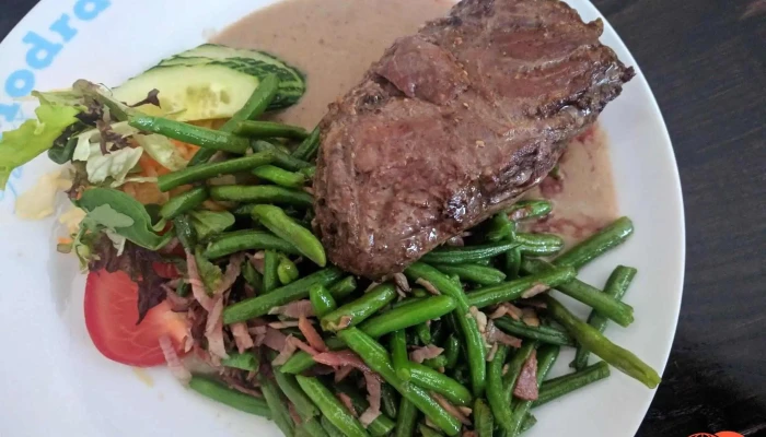 Restaurace Modra Pasaz Flank Steak - Mostní 747