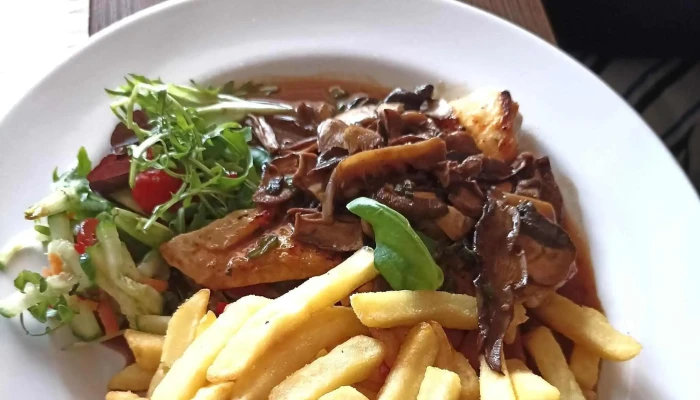 Restaurace Mona Liza Blizko Mě - Kolín Iii