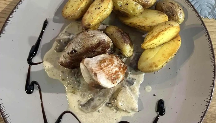 Restaurace Moutgarnera -  Jidlo A Piti - Mladá Boleslav Ii