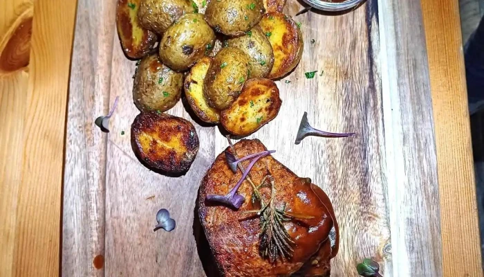 Restaurace Moutgarnera -  Vse - Mladá Boleslav Ii