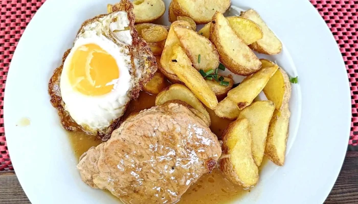Restaurace Na Hradbach Rizek - Plzeňská 134