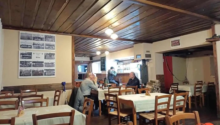 Restaurace na hřišti - Stadion 158