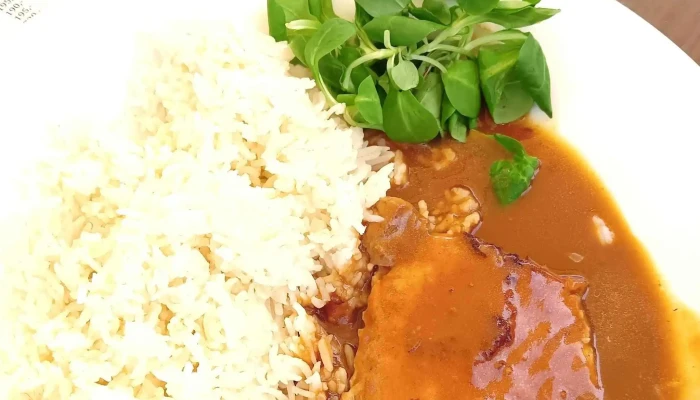 Restaurace Na Jizdarne Instagram - Polabec