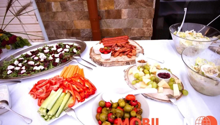 Restaurace Na Knizeci Jidlo A Piti - Nám. Míru 23