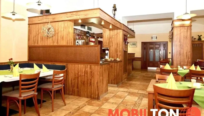 Restaurace Na Knizeci Vzhled A Atmosfera - Nám. Míru 23