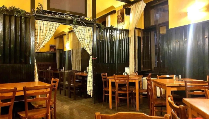 Restaurace Na Melniku Vzhled A Atmosfera - Praha 7-holešovice