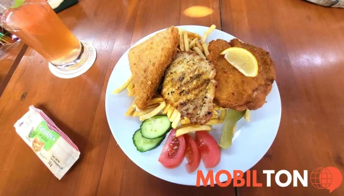 Restaurace Na Merende Jidlo A Piti - Na Merendě 247