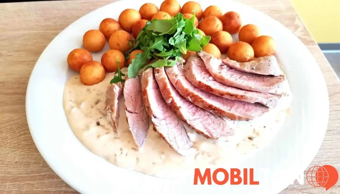 Restaurace Na Mlikarne Jidlo A Piti - Blanická 816