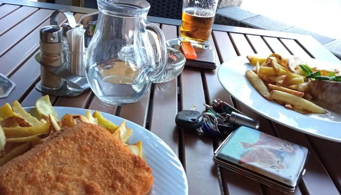 Restaurace Na Mlikarne Otevřeno Nyni - Blanická 816