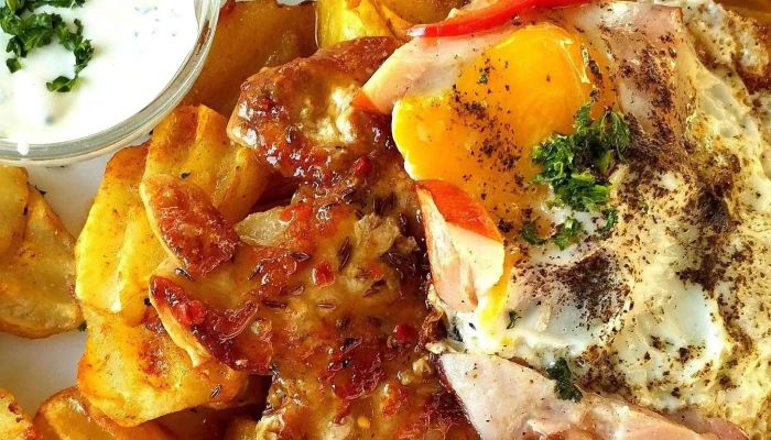 Restaurace Na Radnici -  Katalog - Nám. Hilmarovo 16