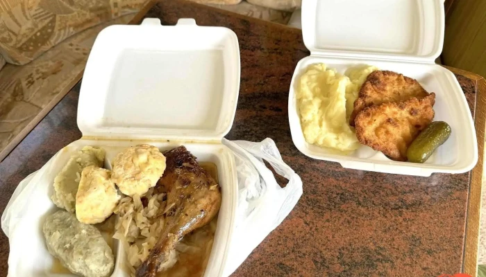 Restaurace Na Rozcesti Jidlo A Piti - Drevníky
