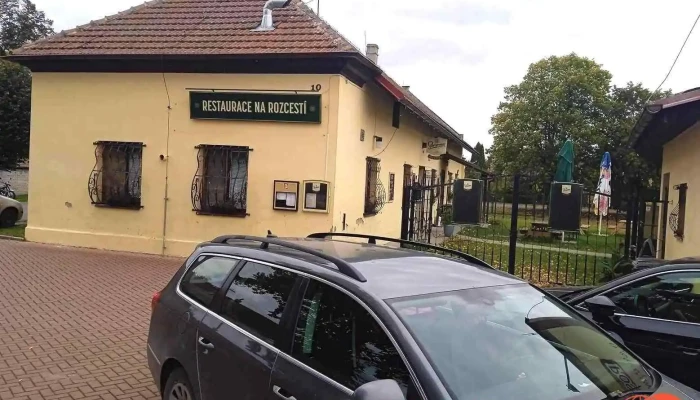 Restaurace Na Rozcesti Od Vlastnika - Nymburská 10