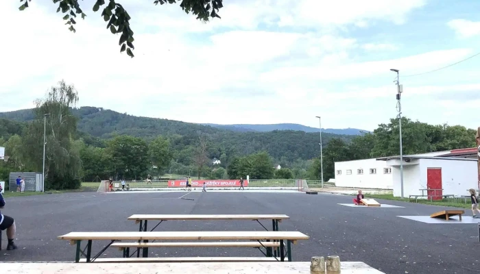 Restaurace Na Rudolfce -  Hledam - Sportovní 200/1