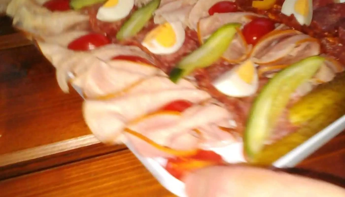 Restaurace Na Terase -  Jidlo A Piti - Kosmonautů 180