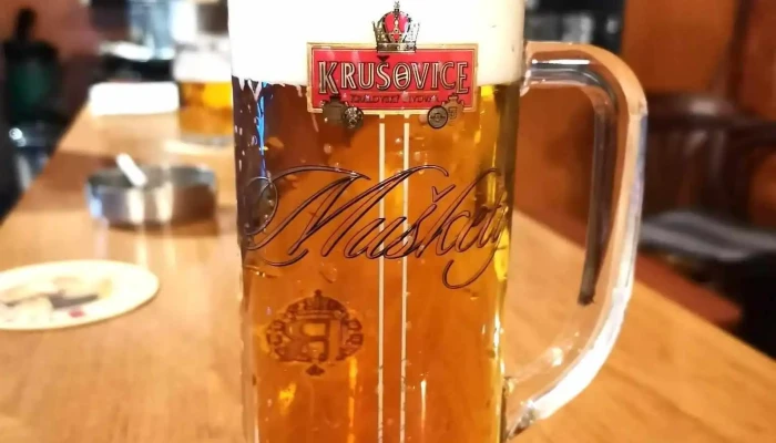 Restaurace Na Utesu Jidlo A Piti - Obránců Míru 2718
