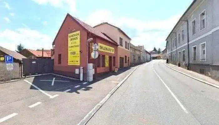 Restaurace Na Vysehrade Street View A 360deg - Komenského Nám. 48