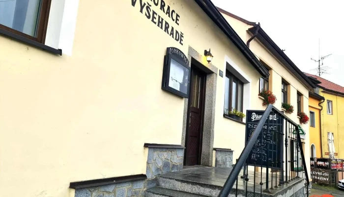 Restaurace Na Vysehrade Vse - Komenského Nám. 48