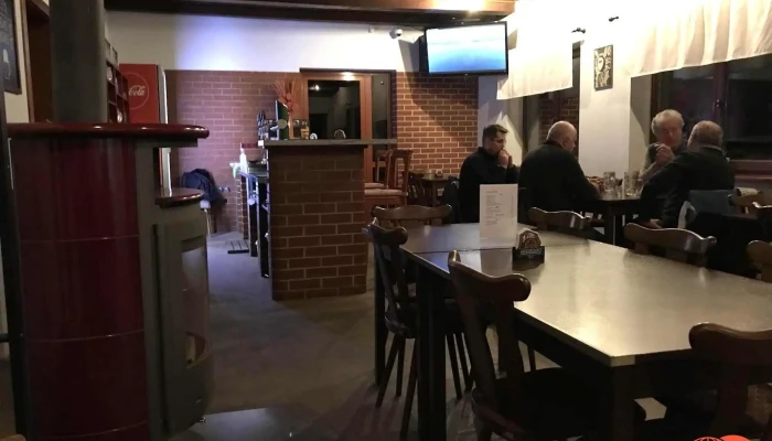 Restaurace Na Zastávce - 753 01 Hranice 1-Město