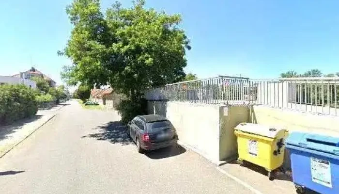 Restaurace Na Zofine Street View A 360deg - Na Bělidlech 291