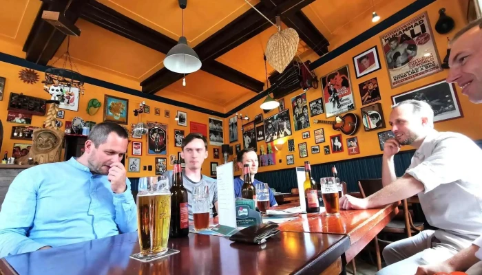 Restaurace Nostalgie -    U Hrncire Vzhled A Atmosfera - Pražská 102