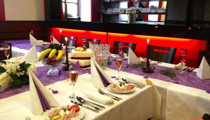 Restaurace Pansky Dum Chotebor Jidlo A Piti - Nám. T. G. Masaryka 320