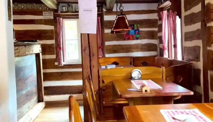 Restaurace Penzion Hlucov Videa - Kokořínský Důl